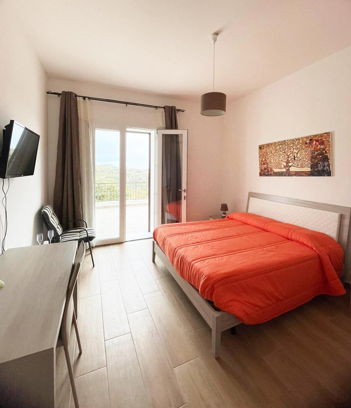 Granatelli Holiday Home Altavilla Milicia Bagian luar foto