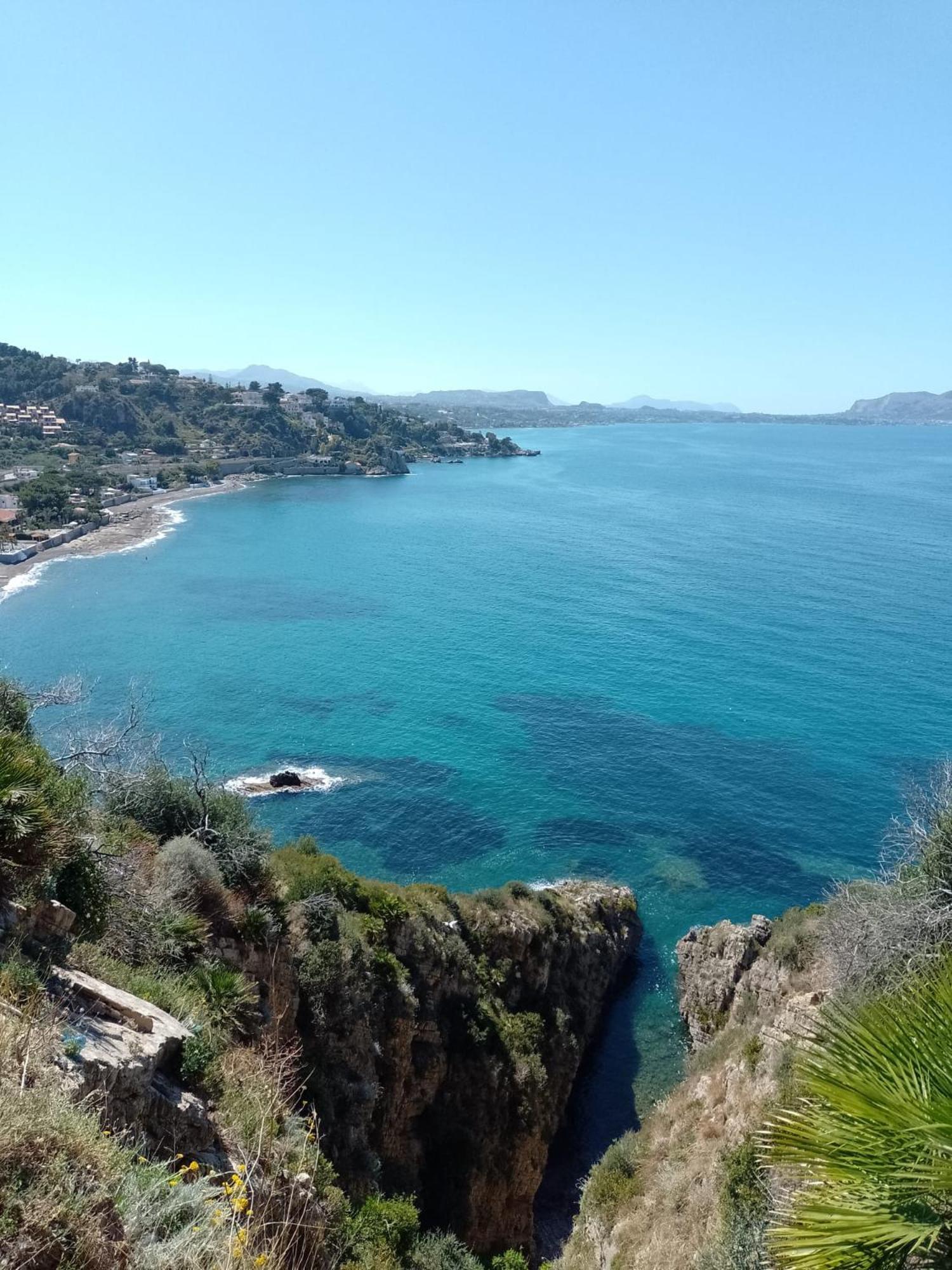 Granatelli Holiday Home Altavilla Milicia Bagian luar foto