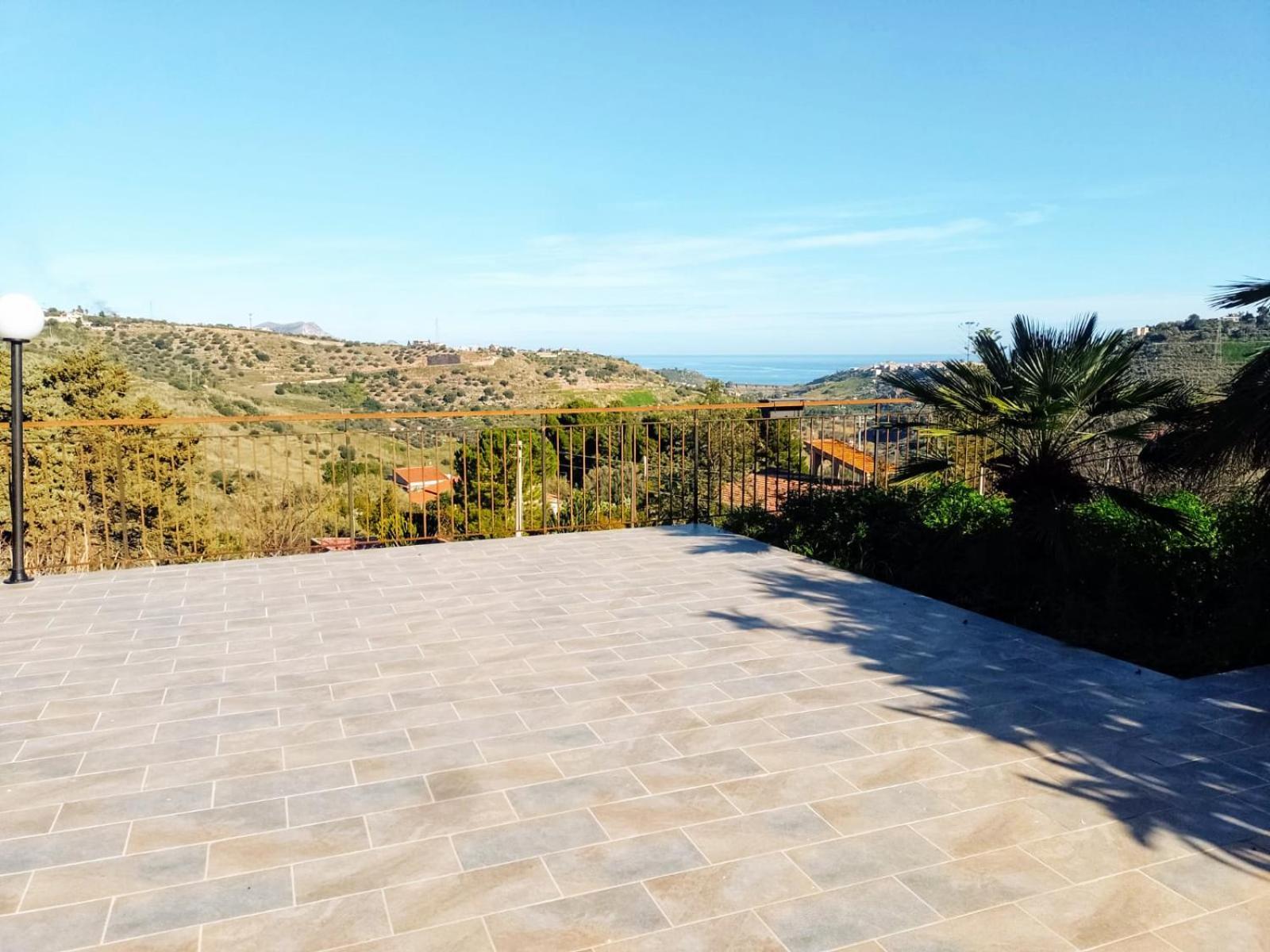 Granatelli Holiday Home Altavilla Milicia Bagian luar foto