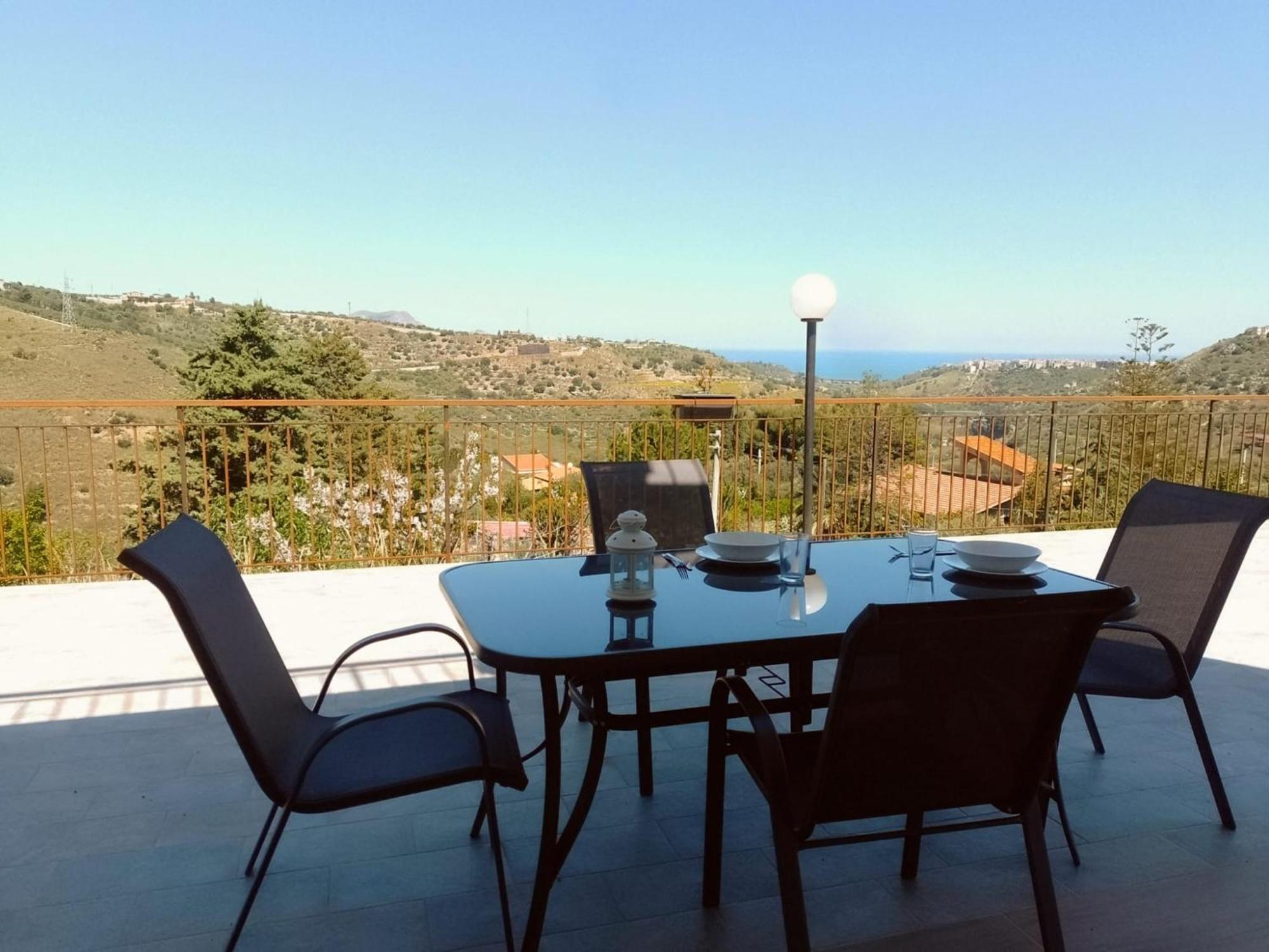 Granatelli Holiday Home Altavilla Milicia Bagian luar foto